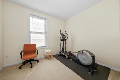 2943 Fairfield Ave, Chicago IL 60625-2719 exterior