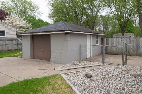 2728 Parchmount Ave, Kalamazoo MI  49004-1793 exterior