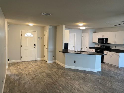 3111 Napoleon Ave, Tampa FL  33611-5222 exterior