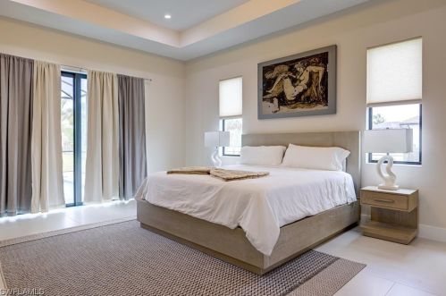 653 23 St, Naples FL 34117-1830 exterior