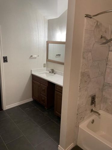 5015 Clover Haven St, Dallas TX  75227-1841 exterior