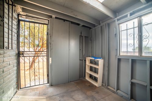 4122 Azalea St, Tucson AZ 85741-1031 exterior