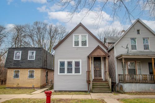 6628 May St, Chicago, IL 60621-1222