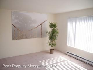 7425 5th Ave, Portland OR  97219-2884 exterior