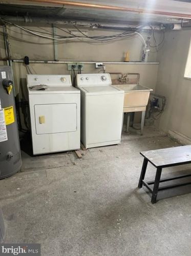 1436 Mckean St, Philadelphia PA  19145-2308 exterior