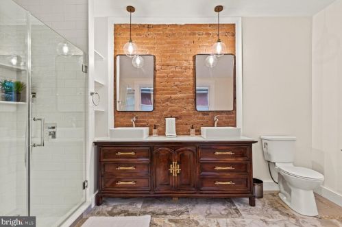 460 Queen St, Lancaster PA  17603-5618 exterior