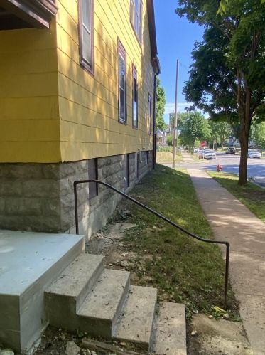 2484 Chambers St, Milwaukee WI  53206-1127 exterior