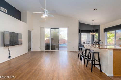 12286 New Dawn Ave, Tucson AZ 85755-1607 exterior