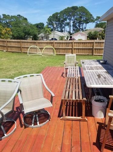 781 Thornhill Dr, Fort Pierce FL  34983-4037 exterior