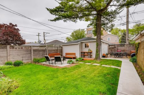 2333 Lawndale Ave, Chicago IL 60803-4221 exterior