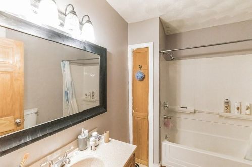 350 Grove St, Woonsocket RI  02895-5304 exterior