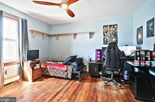 716 Hanover Pike, Littlestown PA 17340-9701 exterior