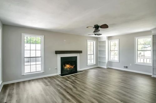 4465 Cary Dr, Lithonia GA  30039-6509 exterior