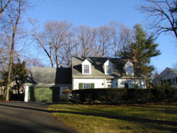 108 Devonshire Rd, Newton, MA 02468-2213