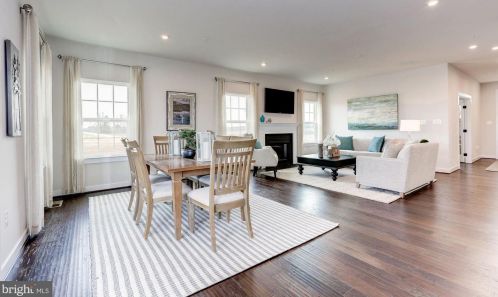 1220 Beck Ml Rd, Hanover PA 17331-9752 exterior