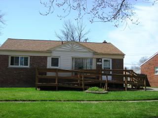 322 Central St, Inkster MI  48141-1193 exterior