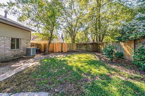 16711 Capewood Dr, Humble TX 77396-4027 exterior