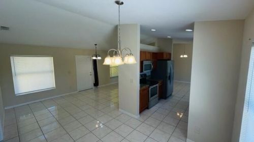 325 Nativity Ter, Fort Pierce FL  34984-3653 exterior
