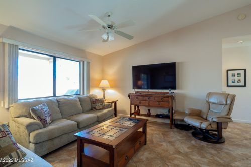 850 Belltower Dr, Green Valley AZ 85614-3268 exterior