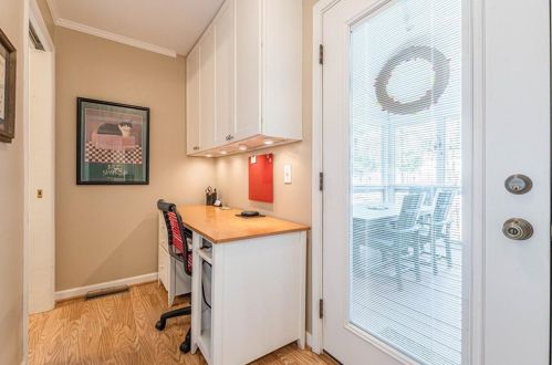 1714 Belle Isle Cir, Atlanta GA 30329-2527 exterior