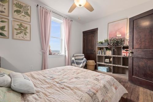 328 Orchard Pl, Pittsburgh PA  15210-1619 exterior