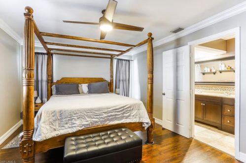 2090 49 Ter, Naples FL 34116-5772 exterior