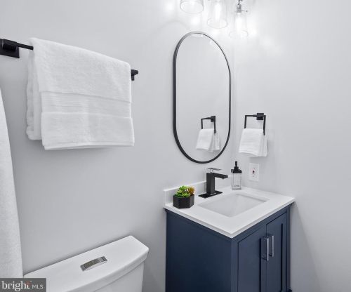 1551 4th St, Washington DC  20001-1905 exterior