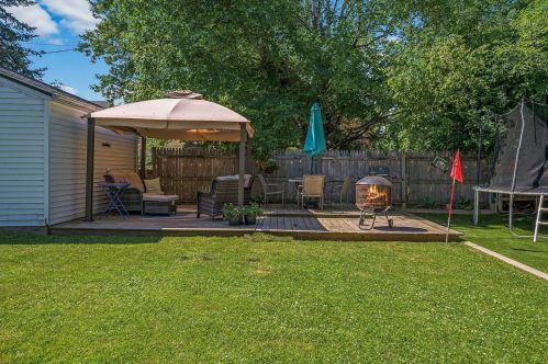 3901 86, Milwaukee WI 53222-2833 exterior