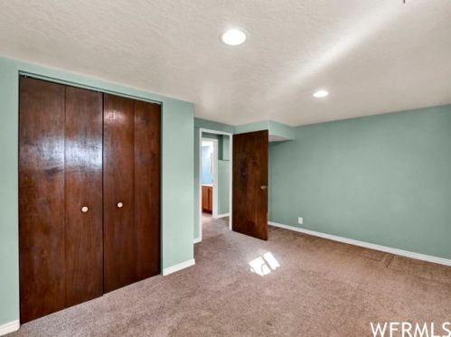 629 Pali St, Sandy UT 84070-0905 exterior