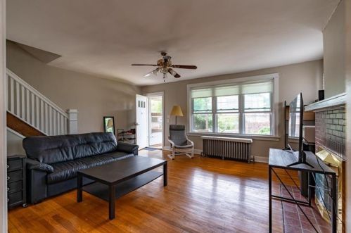 5701 Pocusset St, Pittsburgh PA 15217-2218 exterior