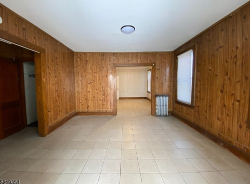 159 Carolina Ave, Irvington NJ  07111-2636 exterior