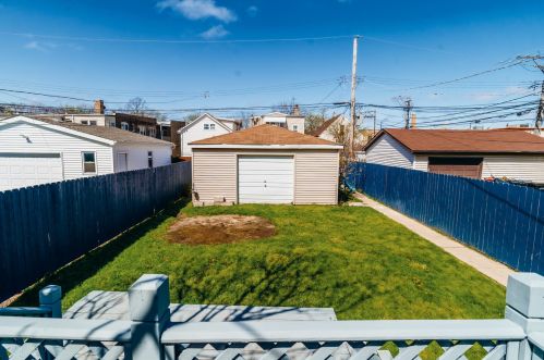 2738 Mason Ave, Chicago IL 60634-5137 exterior