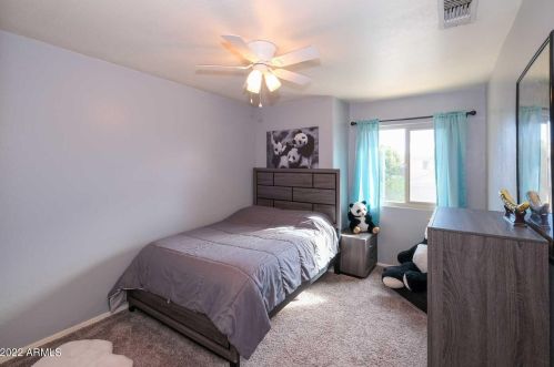 3810 Barcelona Dr, Chandler AZ  85226-1305 exterior