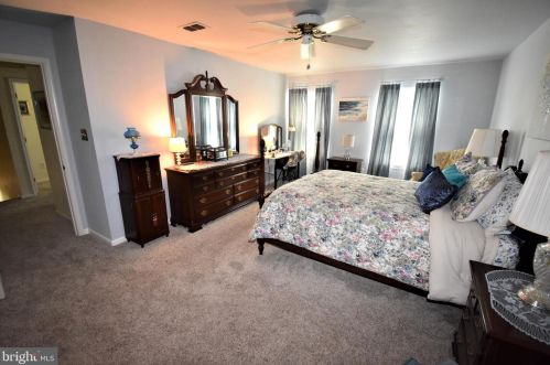 15 Middleton Dr, Lumberton Township NJ 08048-5054 exterior