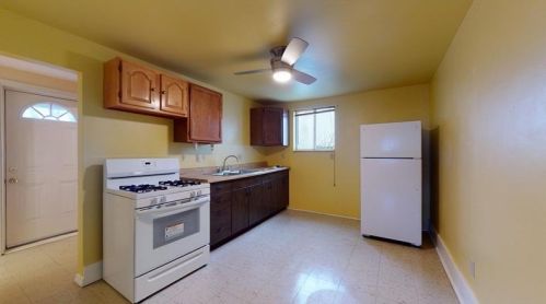 954 Excelsior St, Pittsburgh PA  15210-1038 exterior