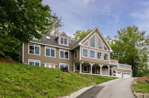 25 Carter Hill Rd, Concord, NH 03303-4146