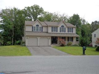 1 Mountain View Ln, Primrose, PA 17901-8372