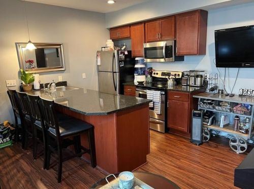 107 Main St, Pittsburgh PA  15215-2019 exterior