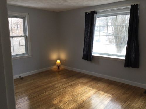 26 Bailey St, Worcester MA 01602-2207 exterior