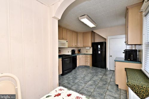 411 Magee, Philadelphia PA 19135-2723 exterior