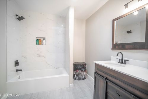 4341 Goret Rd, Tucson AZ  85745-9605 exterior