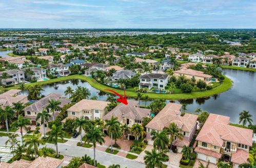 17894 Monte Vis Dr, Boca Raton FL 33496-1057 exterior