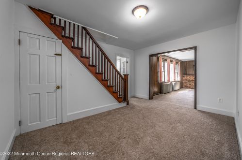 6 Jones Rd, Lacey NJ 08731-3611 exterior