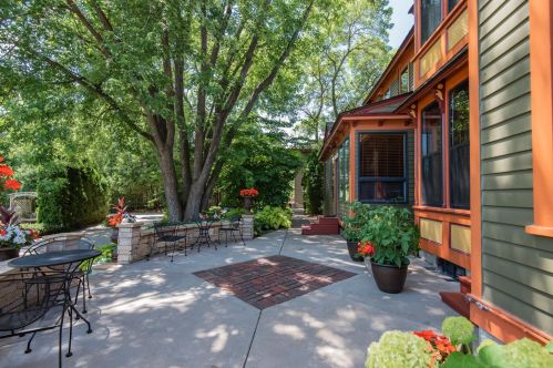 626 4th St, Stillwater MN 55082-4827 exterior