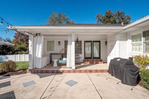 11616 Clayton Rd, Saint Louis MO 63131-2506 exterior