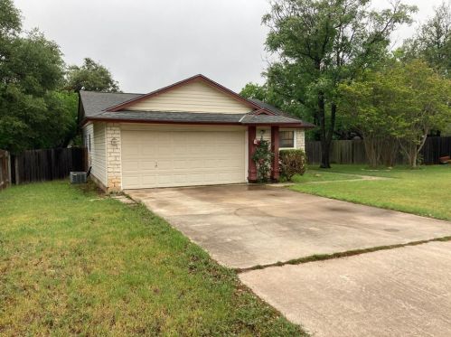 12930 Covington Trl, Austin TX  78727-7068 exterior