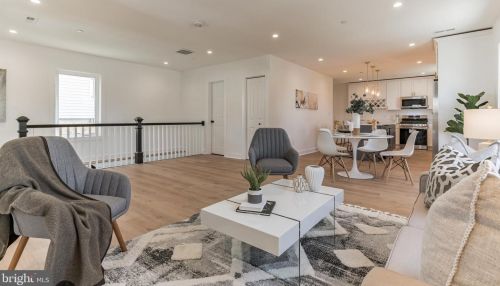 928 47th Pl, Washington DC  20019-3720 exterior