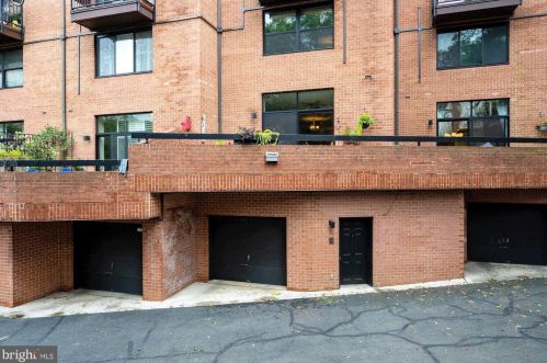 1678 Oak St, Washington DC 20010-1818 exterior