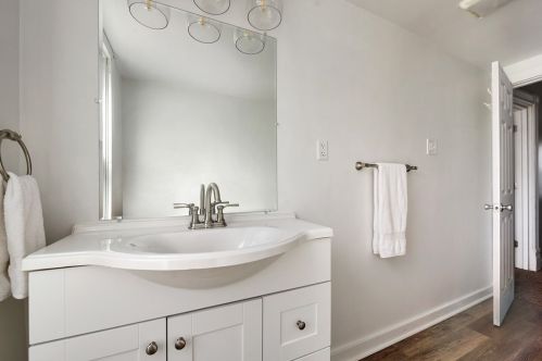 22 Millbridge St, Pittsburgh PA 15210-1071 exterior