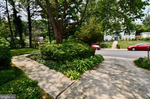 11705 Leona St, Silver Spring, MD 20902-2214